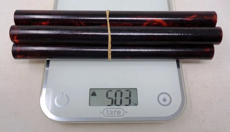 Lot de 4 batons anciens en bakelite - 503 grams