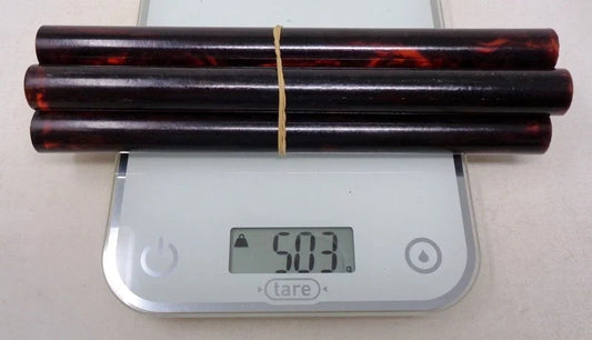 Lot de 4 batons anciens en bakelite - 503 grams