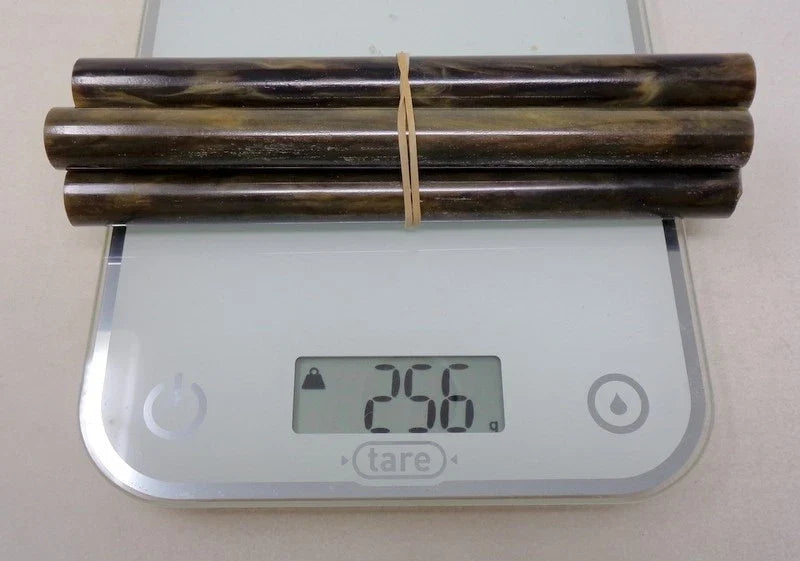 Lot de 4 batons anciens en bakelite - 256 grams