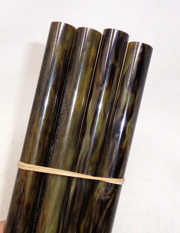 Lot de 4 batons anciens en bakelite - 256 grams