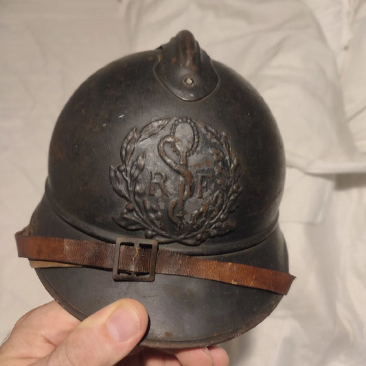 Authentique WW1 Casque Adrian modèle 1915 service de santé