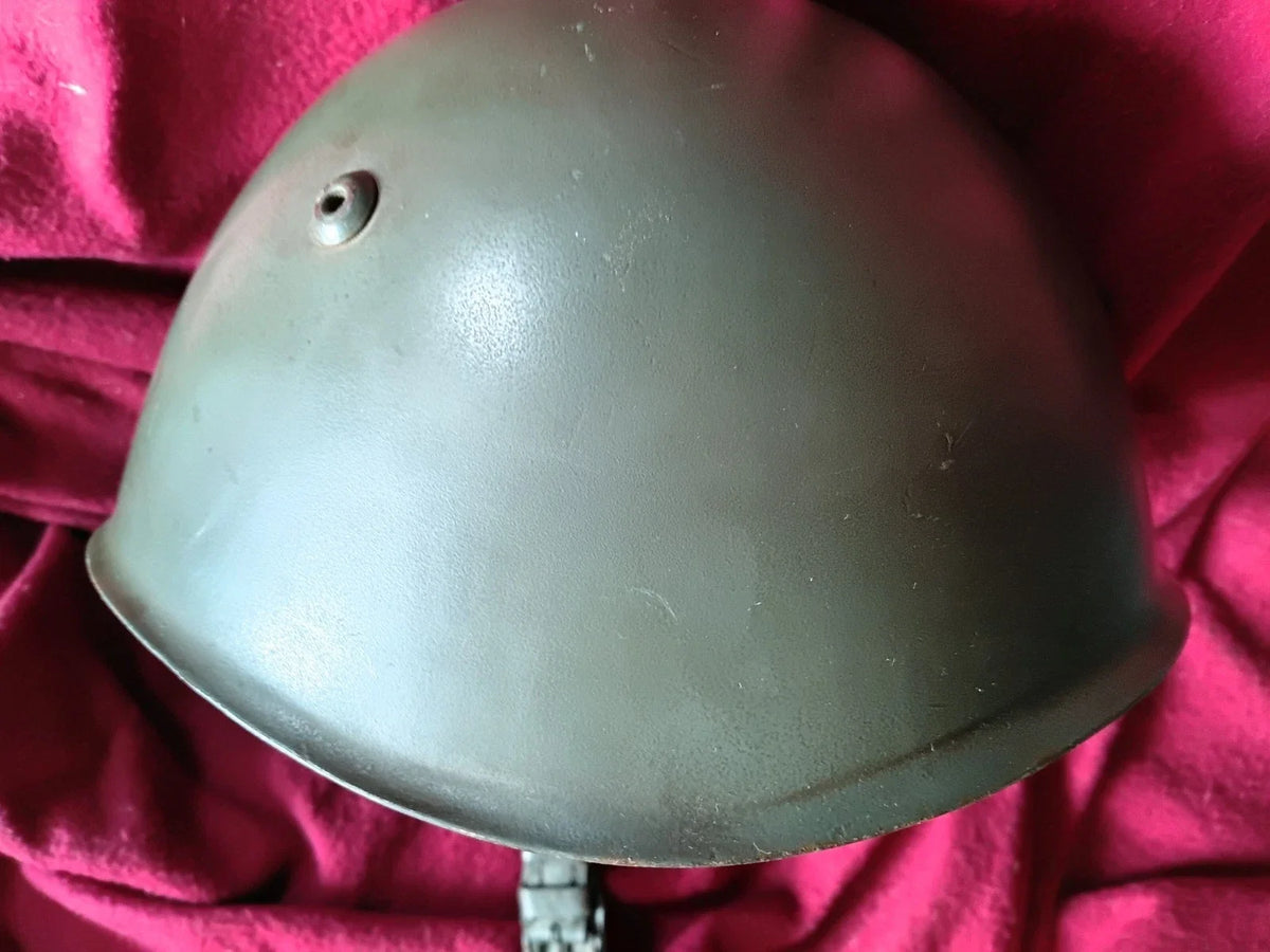 Rare Casque Italien MVSN .modèle 33 WW2 1943-45