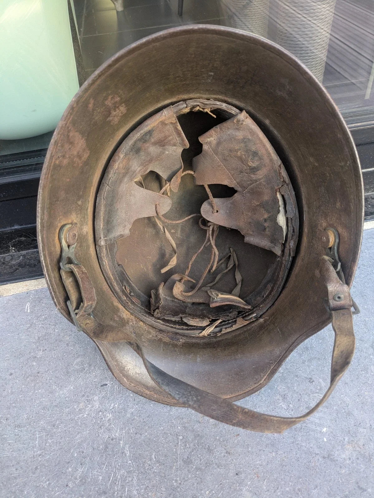 Authentique Casque allemand stahlhelm camouflage ww1 wk1 pickelhaube uniforme jugulaire