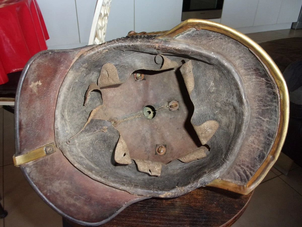 RARE casque à pointe artilleur modèle 1860 pickelhaube