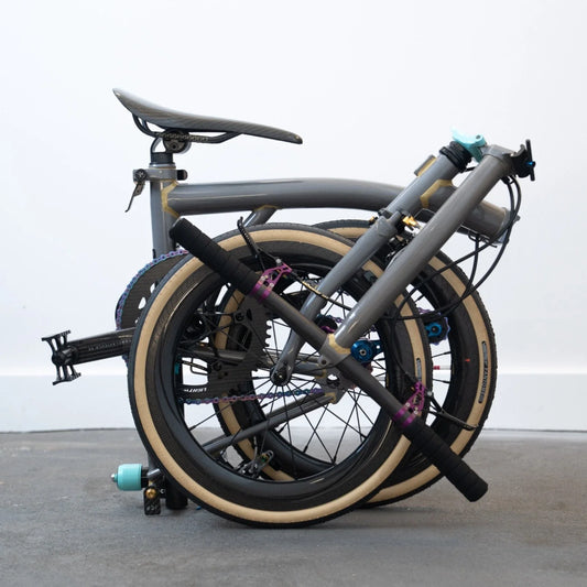 Brompton 7,7 kg THM Extralite Ridea NOV SMC JCP impression 3D Ti KCNC Carbon eebrakes