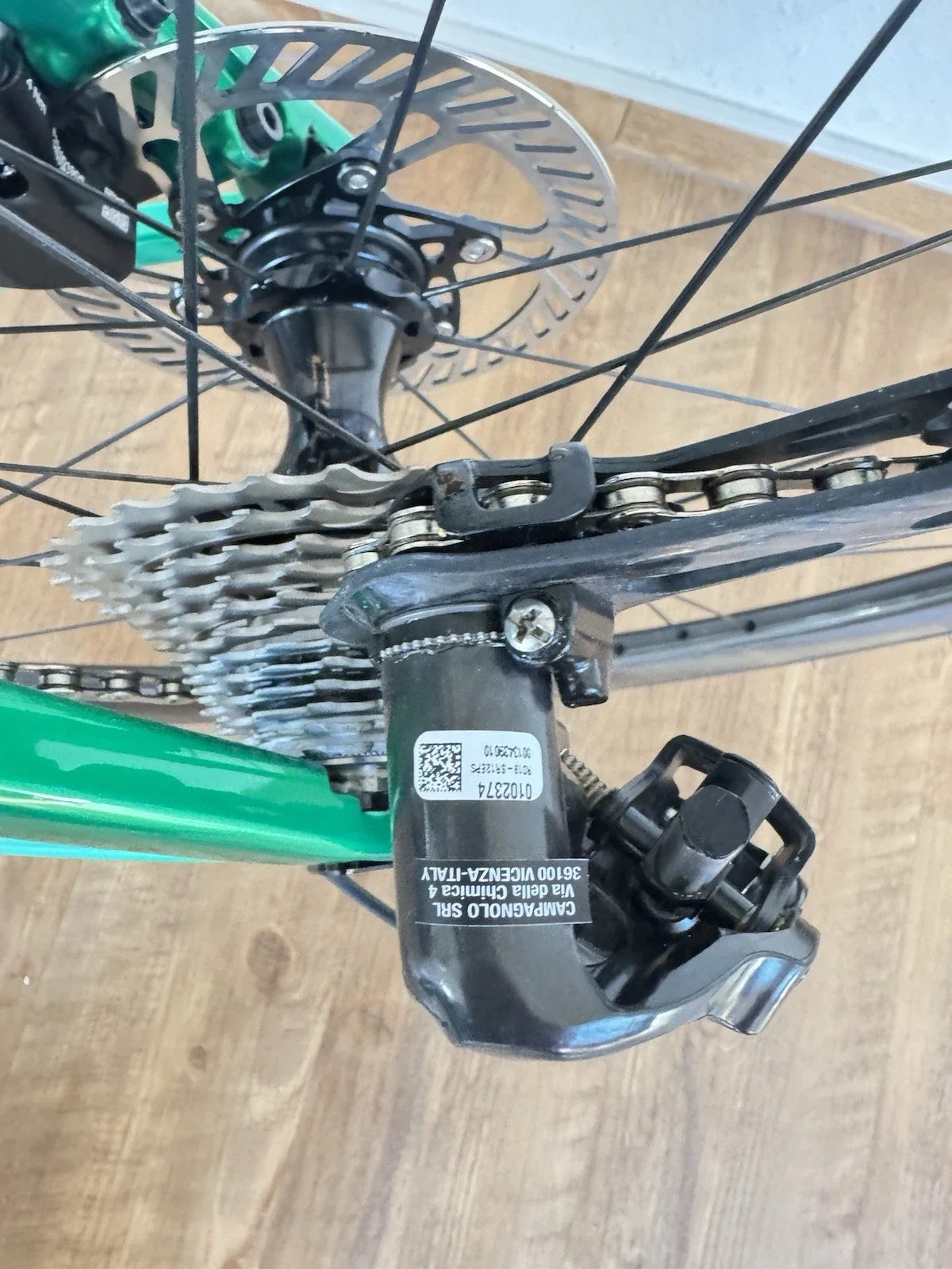 Colnago Motoki neuf jamais roulé taille 485-