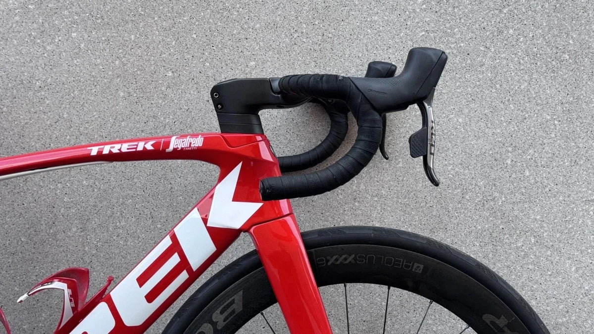VÉLO DE ROUTE TREK MADONE SLR9 AÉRO 54 CM SRAM AXES ROUGES-