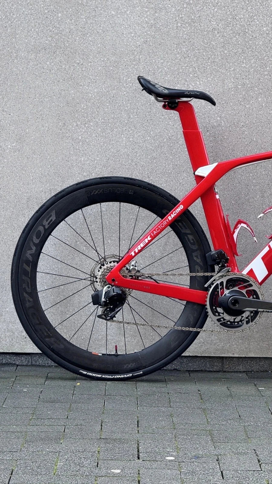 VÉLO DE ROUTE TREK MADONE SLR9 AÉRO 54 CM SRAM AXES ROUGES-