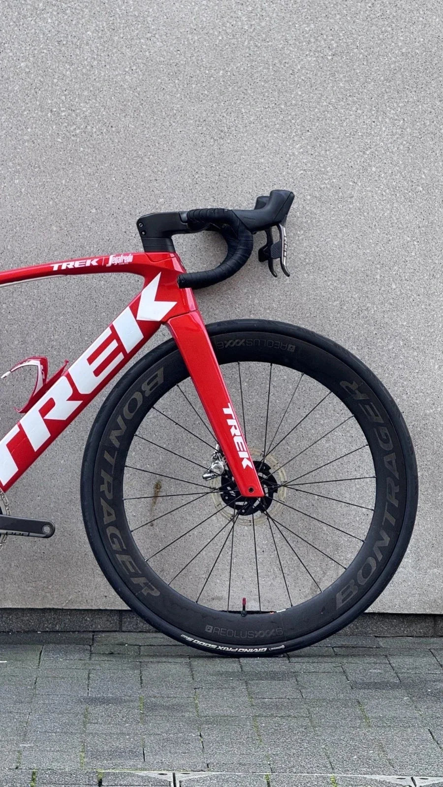VÉLO DE ROUTE TREK MADONE SLR9 AÉRO 54 CM SRAM AXES ROUGES-