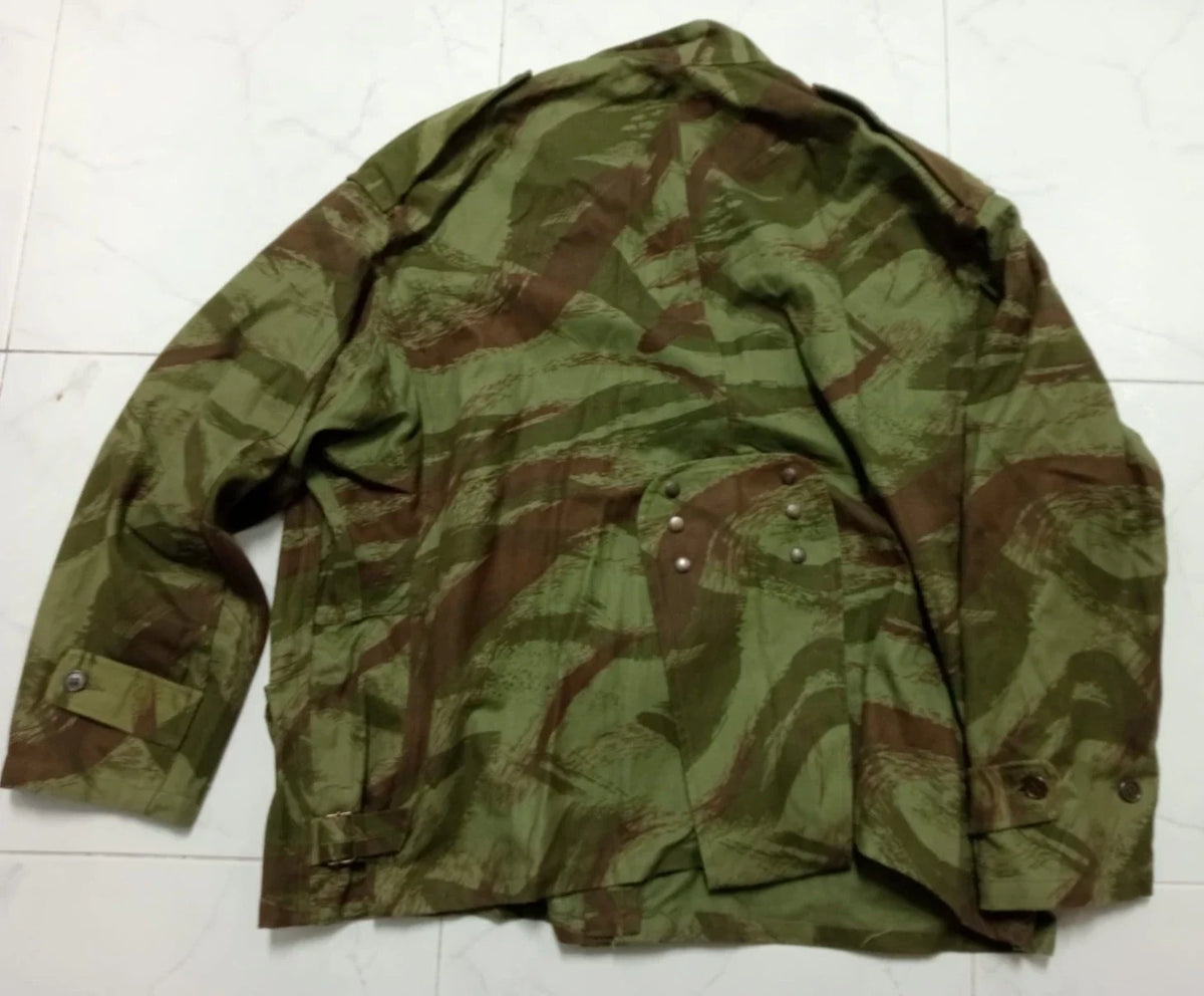 VESTE CAMOUFLÉ TAP PARACHUTISTE 47/53 EN PARFAIT ÉTAT