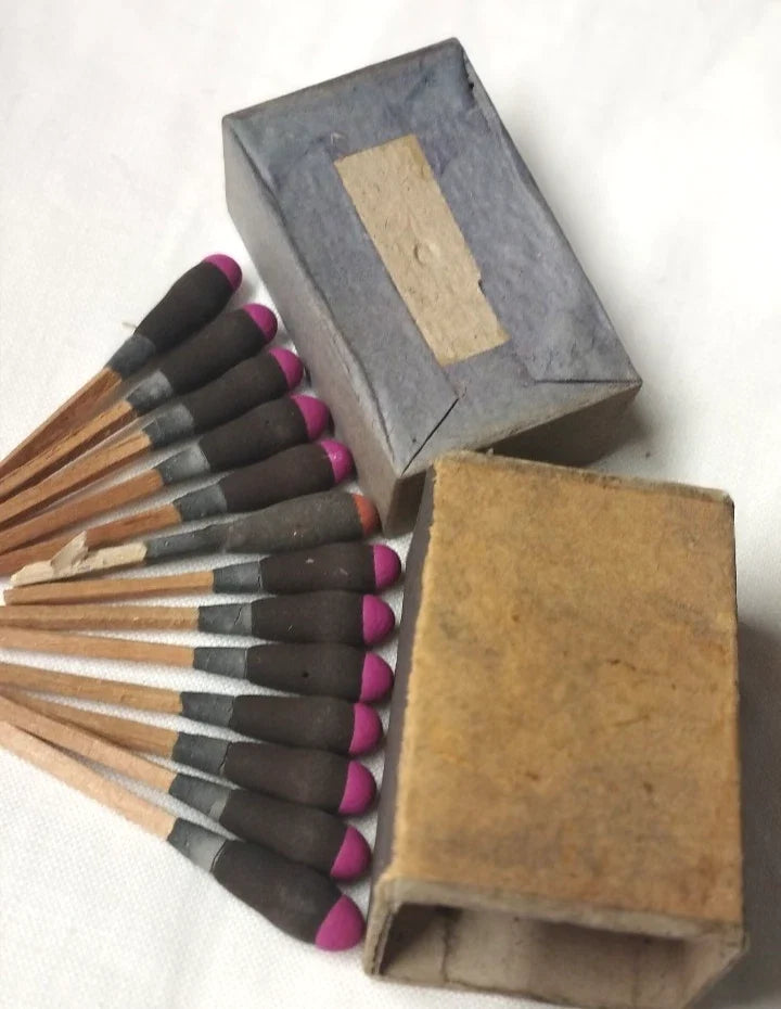 Authentique  boite us ww2  de démolition et allumettes parachutage anglais 1944 ww2