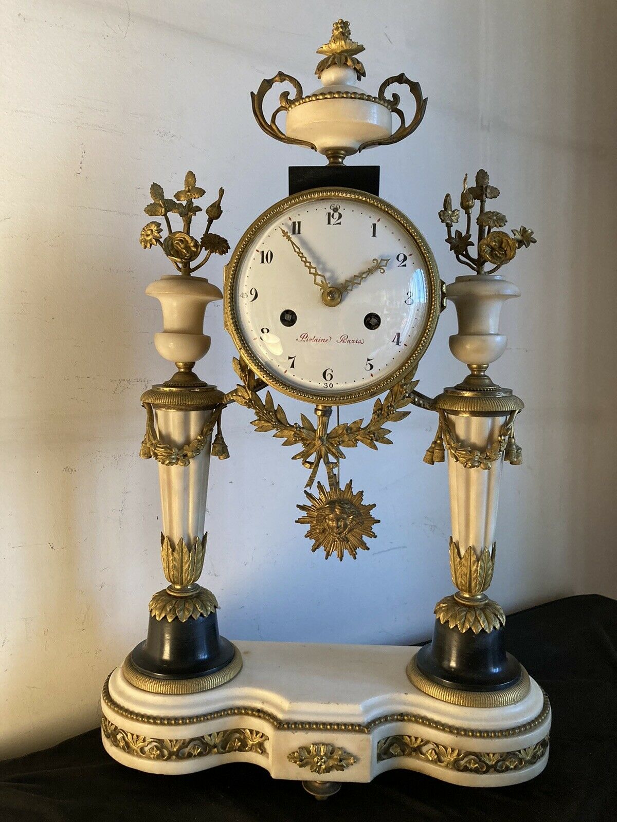 ANCIENNE PENDULE LOUIS XVI PORTIQUE PAR PIOLAINE A PARIS EPOQUE XVIII SIECLE