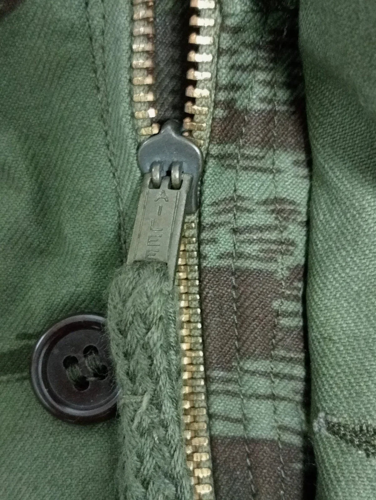 VESTE CAMOUFLÉ TAP PARACHUTISTE 47/53 EN PARFAIT ÉTAT