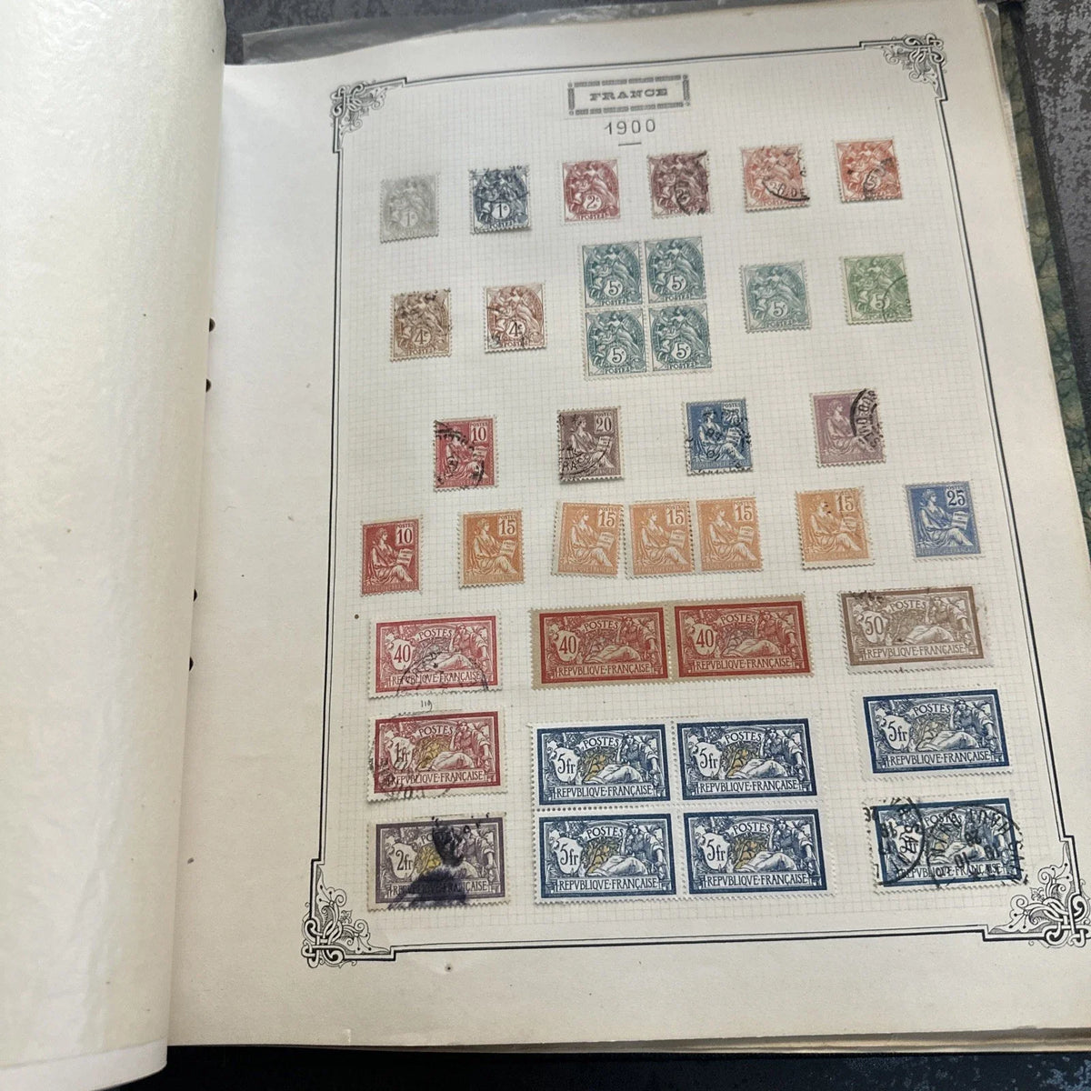 Lot Collection de France , Colonie, Monde Timbres Neuf et oblitérer bonnes valeur