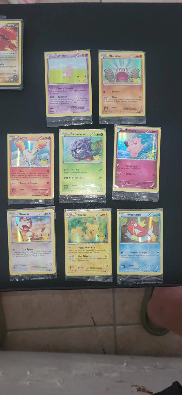Lot De 25 Cartes Pokemon Générations 20 Ans Scellè .Celebrations 25/30 Ans.