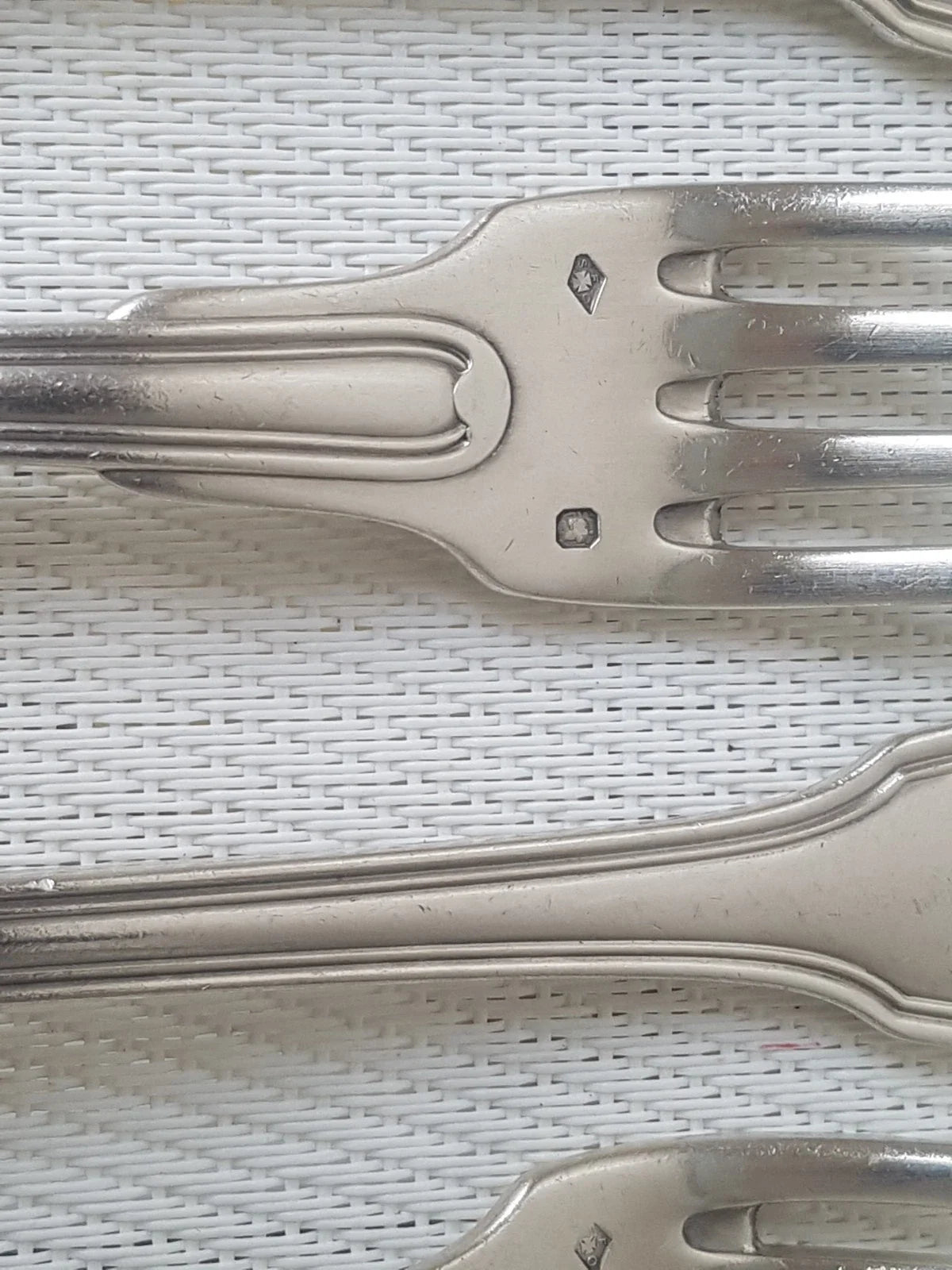 Ménagère 24 pièces en ARGENT. Couverts de table - Poinçons Minerve 1 + S.F.O
