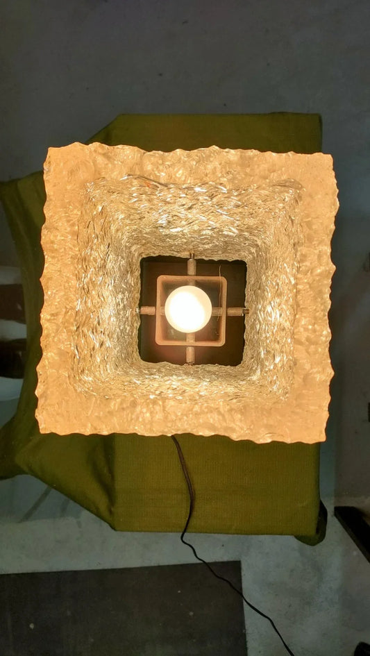 Lampe à poser en verre bouchardé