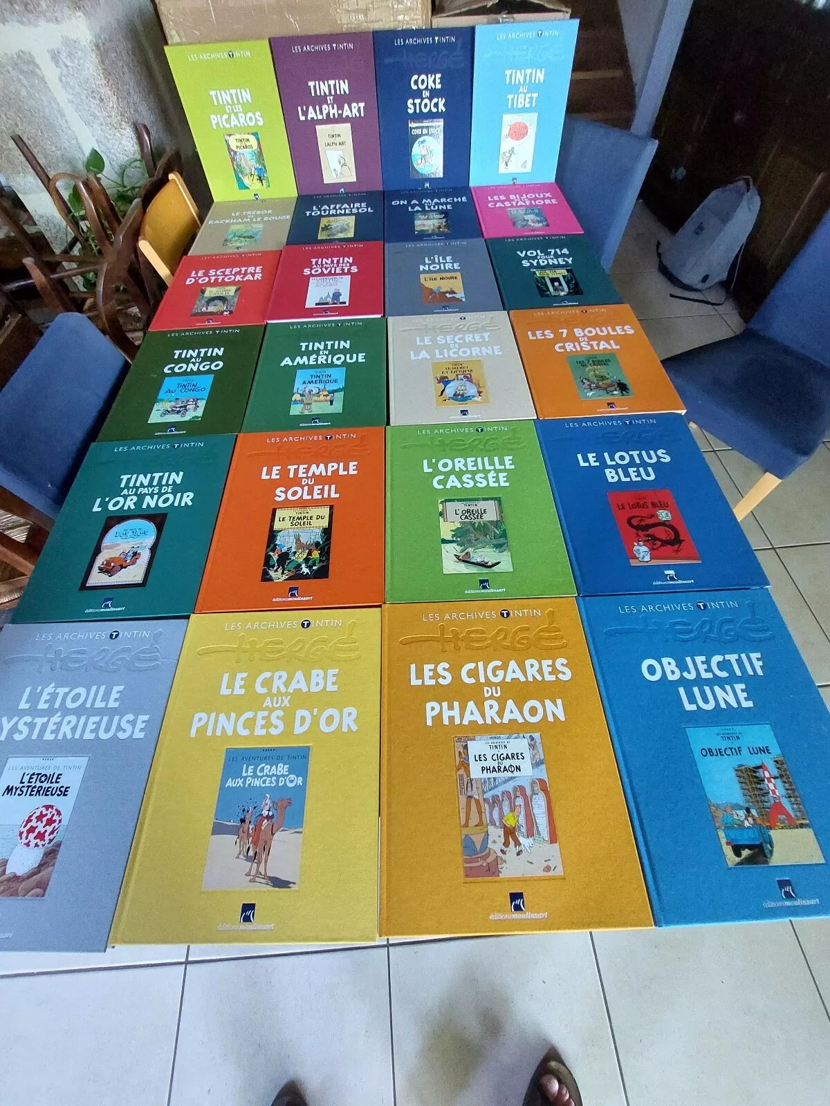 LES ARCHIVES de TINTIN Editions Moulinsart- casterman Série complète 24 BD album