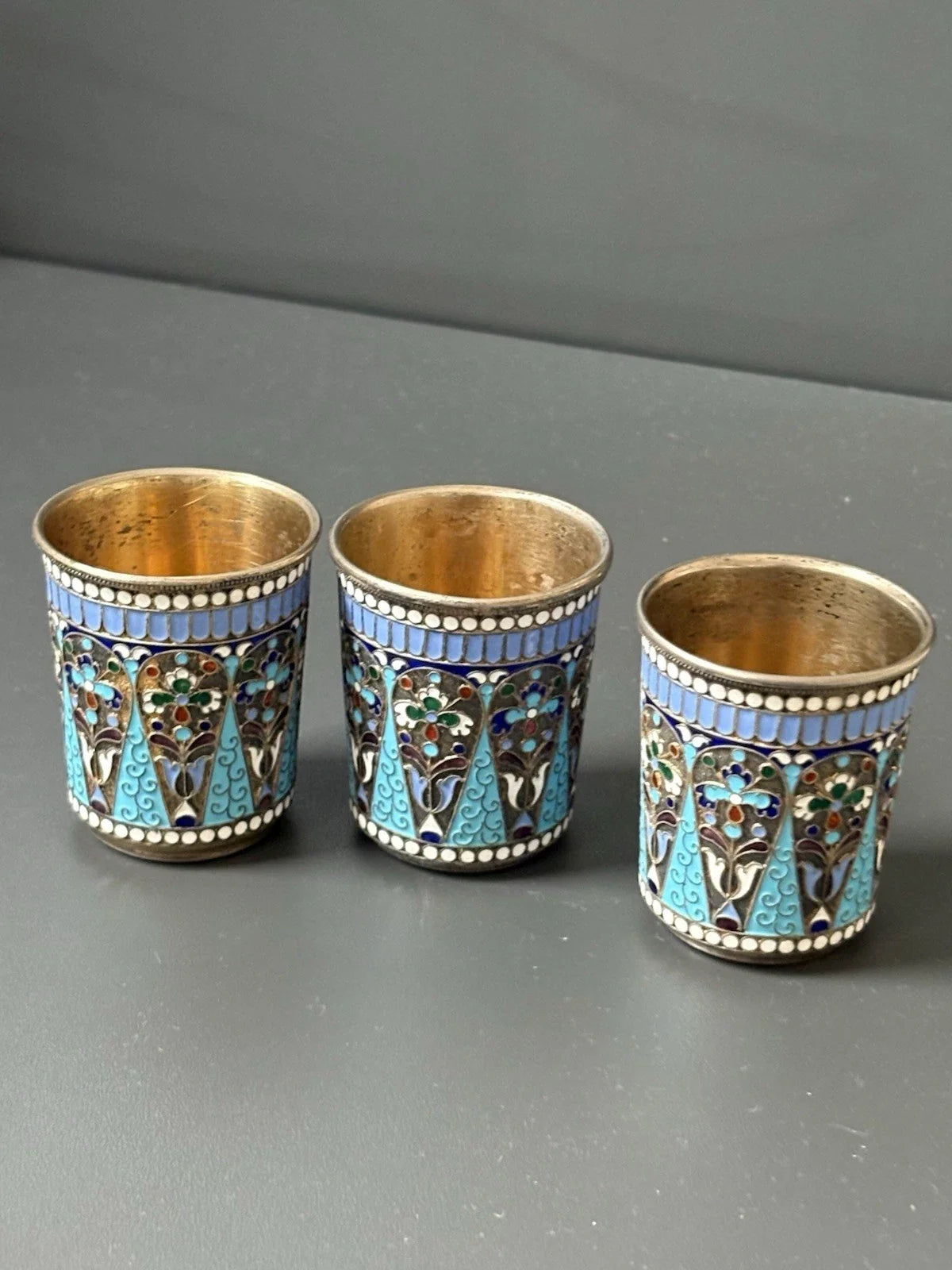Lot 3 Gobelets En Argent Massif Émaillé Cloisonné Russian Sterling 19 Siècle