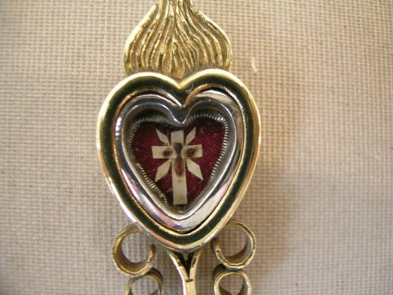Ancien reliquaire ostensoir plaqué argent avec relique dorée vraie croix Jésus
