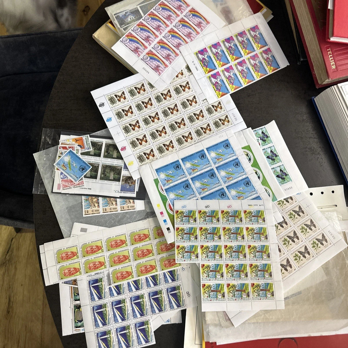 Lot Collection de France , Colonie, Monde Timbres Neuf et oblitérer bonnes valeur