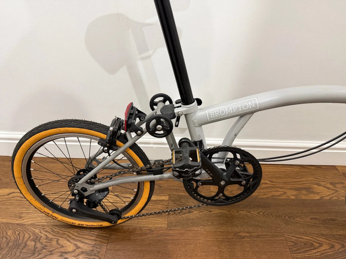 Vélo pliant Brompton x CHPT3 4e édition V4 titane édition limitée Londres Royaume-Uni-