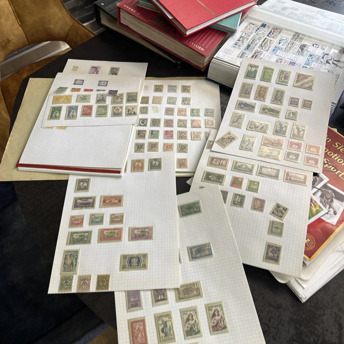 Lot Collection de France , Colonie, Monde Timbres Neuf et oblitérer bonnes valeur