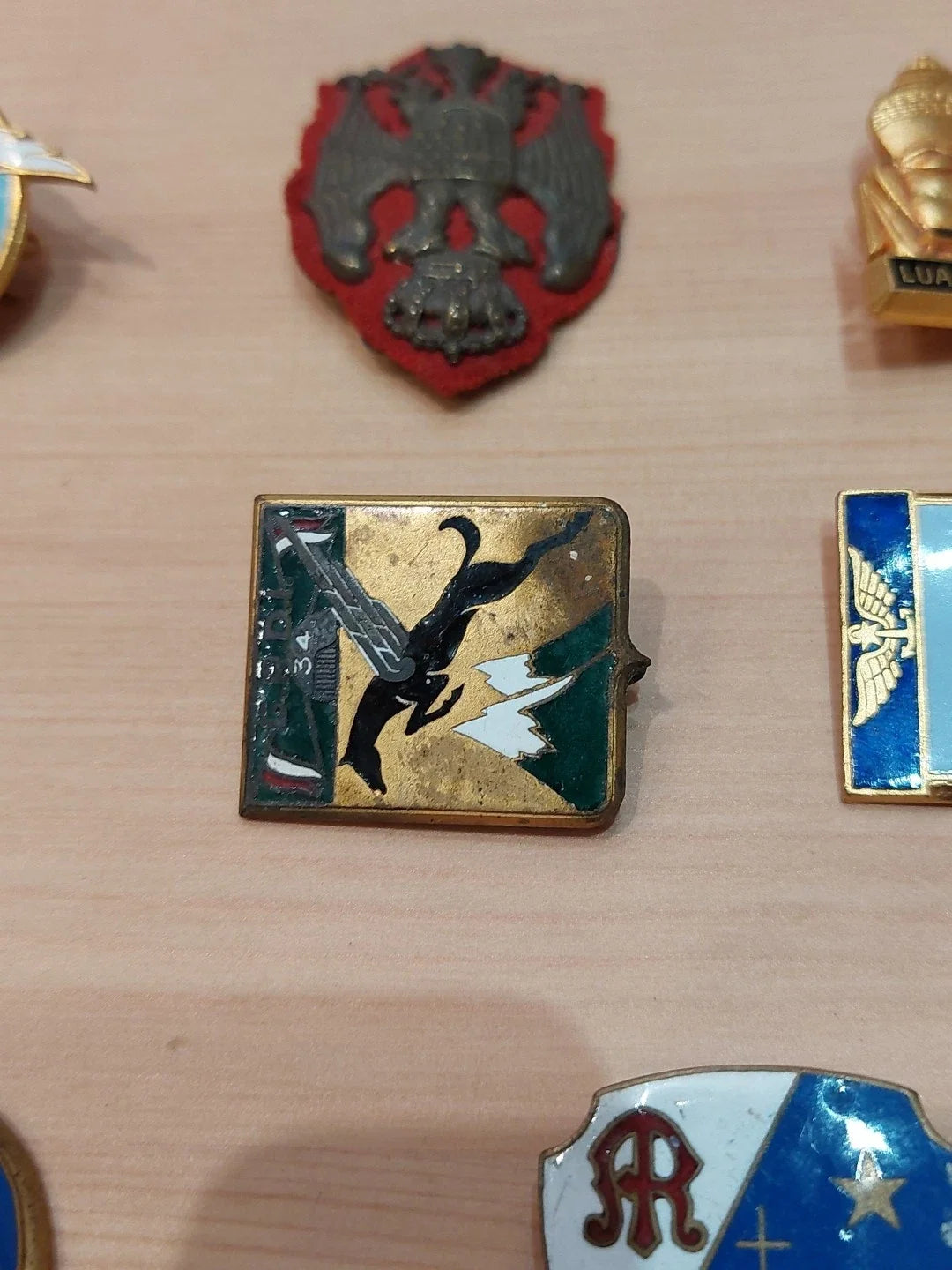 Lot D'anciennes insignes