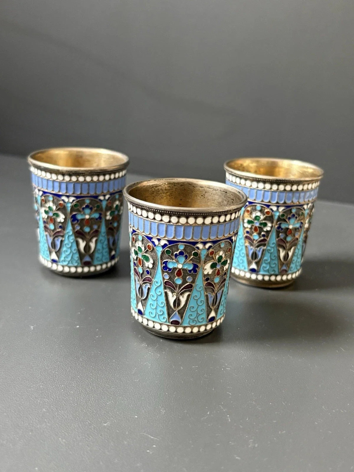Lot 3 Gobelets En Argent Massif Émaillé Cloisonné Russian Sterling 19 Siècle