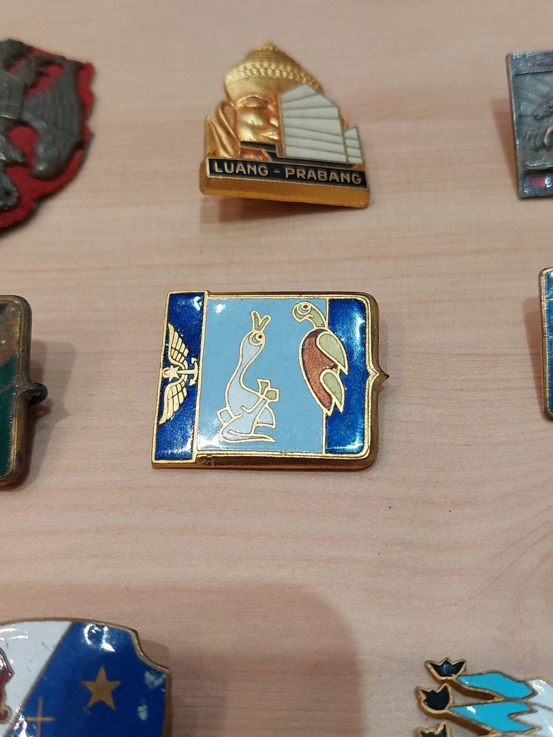 Lot D'anciennes insignes