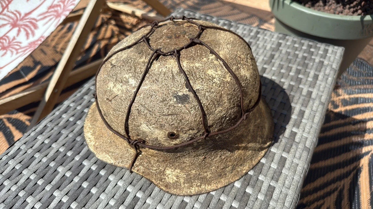Authentique casque allemand ww2 M42 Peinture Blanche
