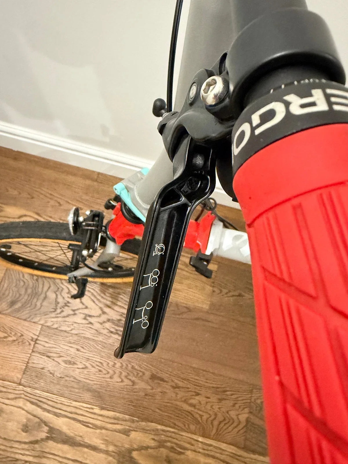 Vélo pliant Brompton x CHPT3 4e édition V4 titane édition limitée Londres Royaume-Uni-