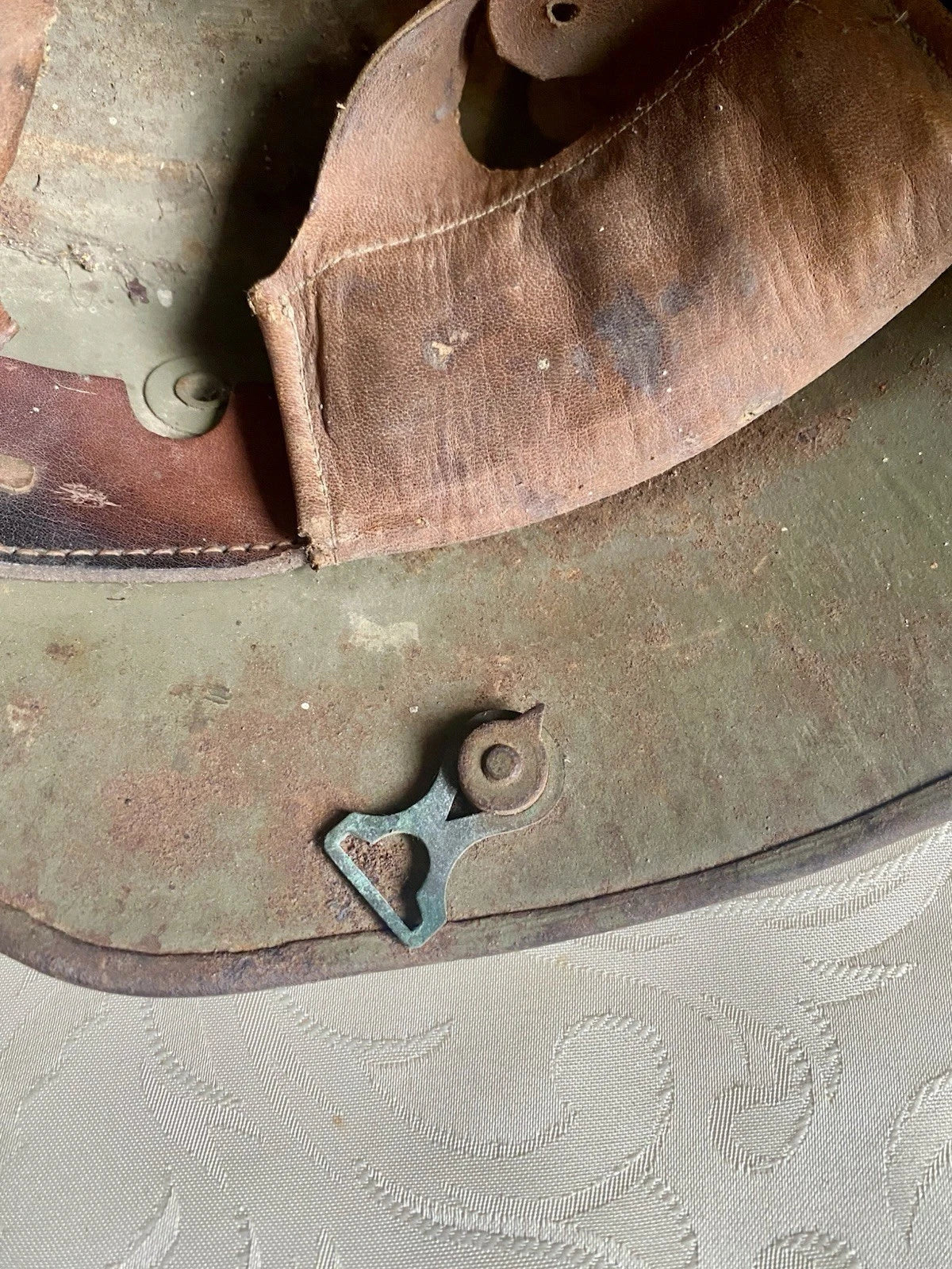 Ancien Casque Militaire Allemand 1ere Guerre Mondiale 1916 Bombe frappée ET66