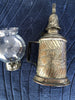 Ancienne lampe Pigeon, décor feuilles de chêne, plaque rapportée