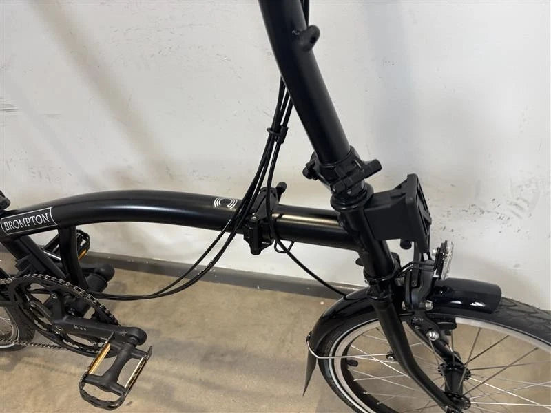 Vélo pliant à guidon moyen 12 vitesses Brompton C Line - Noir mat