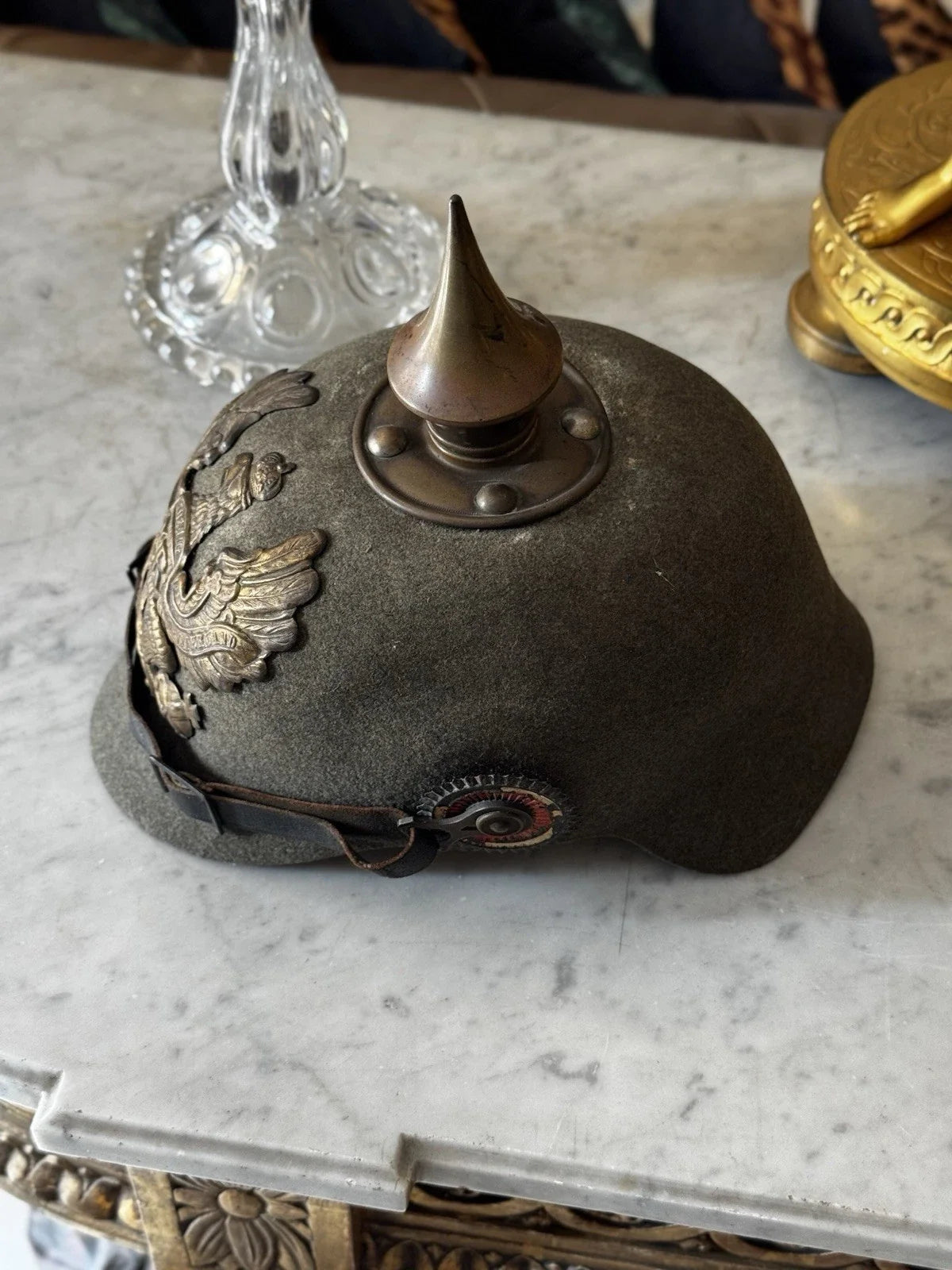 Casque A Pointe Ancien En Feutrine