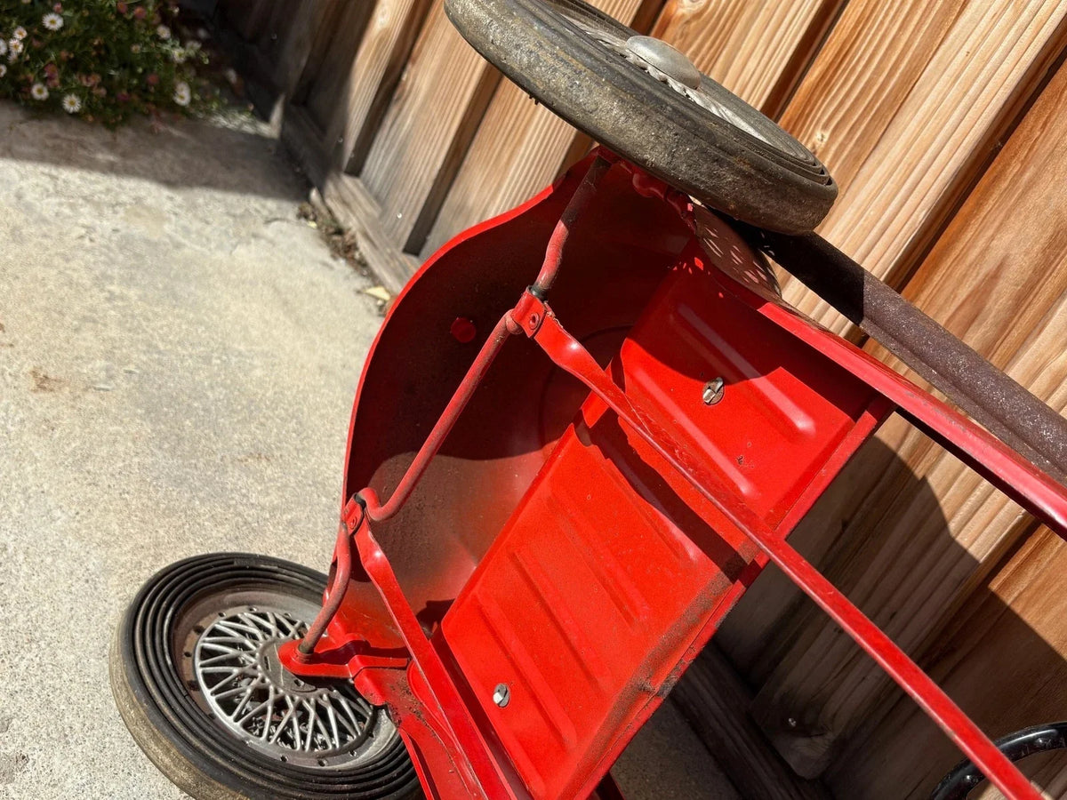 Voiture à pédales vintage Giordani Grand Prix n°2 – années 1960 – Made in Italy