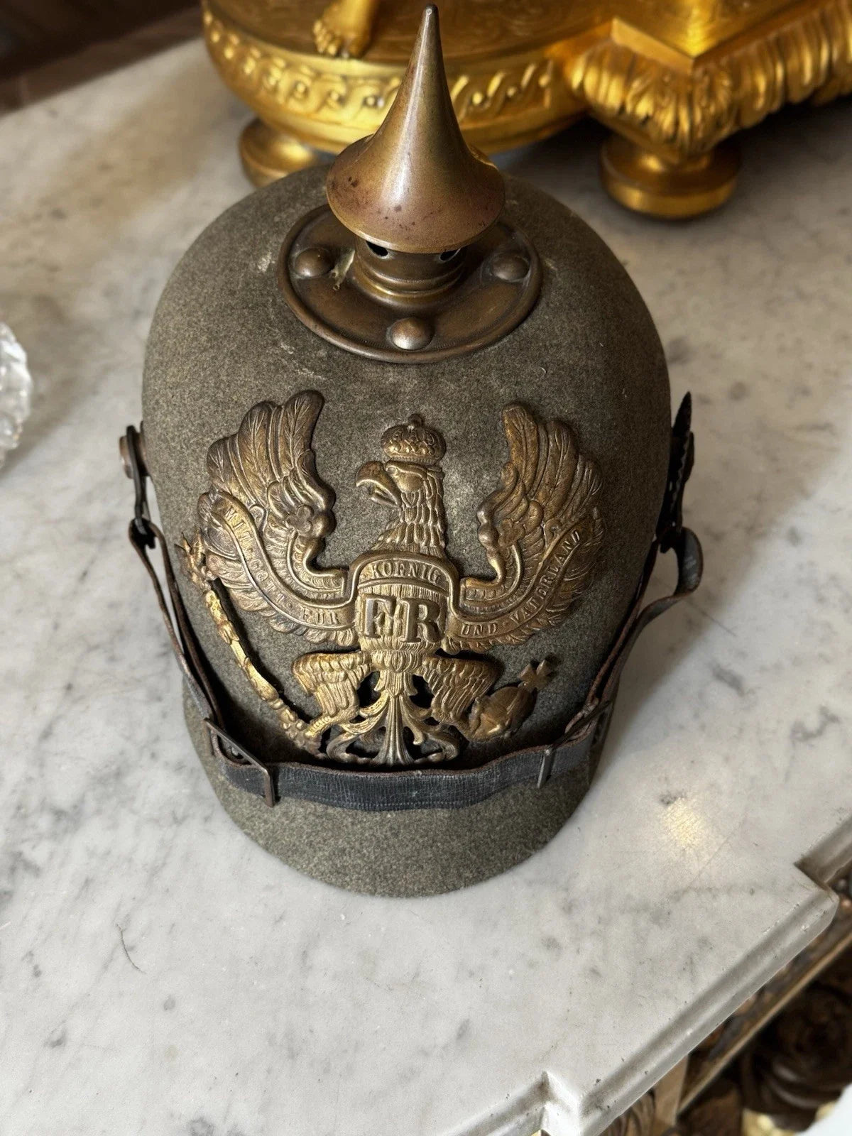 Casque A Pointe Ancien En Feutrine
