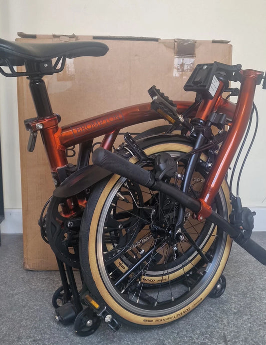Brompton P Line 12 vitesses LAQUE FLAMME + rouleau
