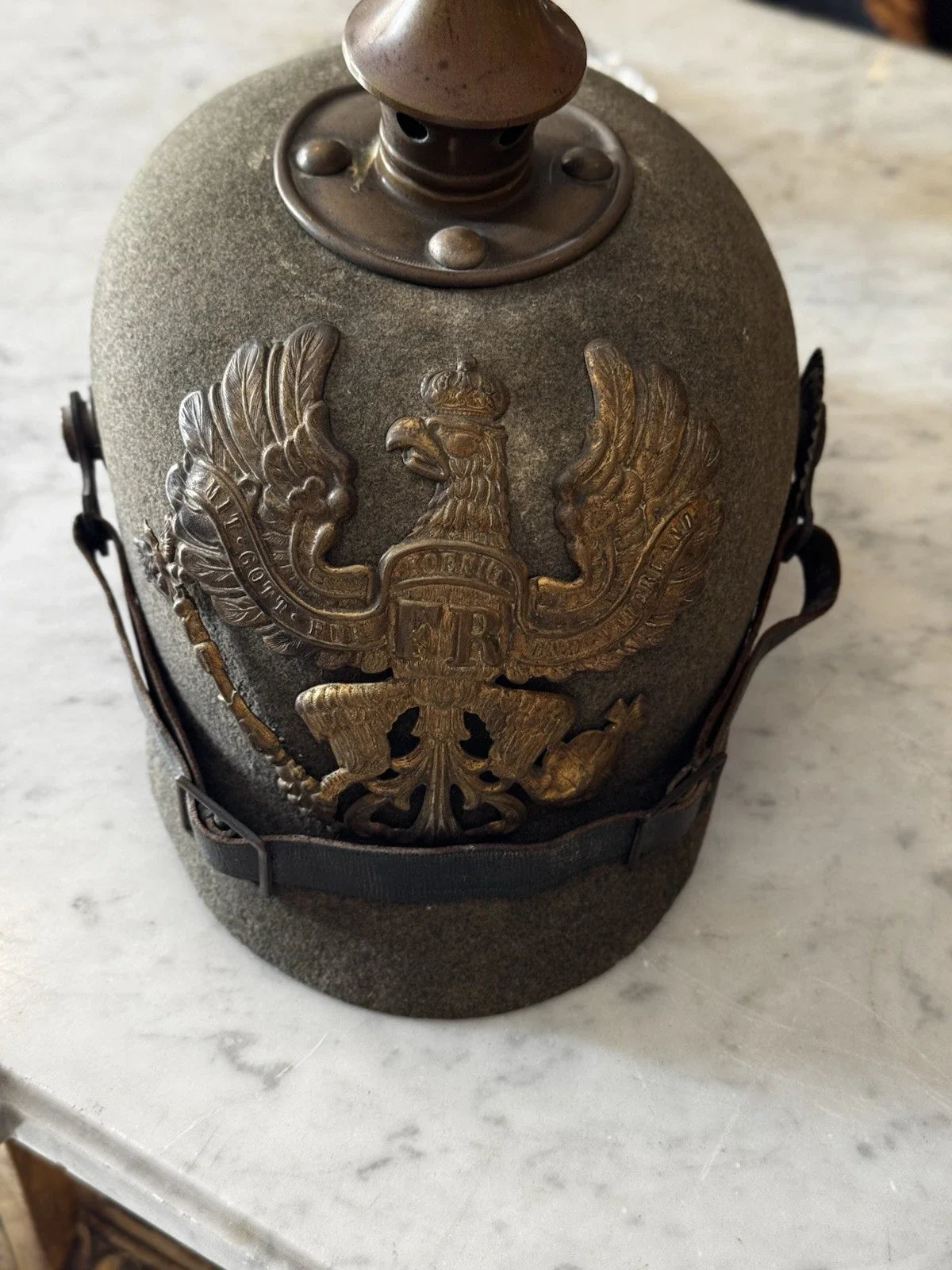Casque A Pointe Ancien En Feutrine