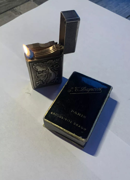 Briquet Essence S.T Dupont Drago Exclusivité avec Boîte D’origine Très Bon État