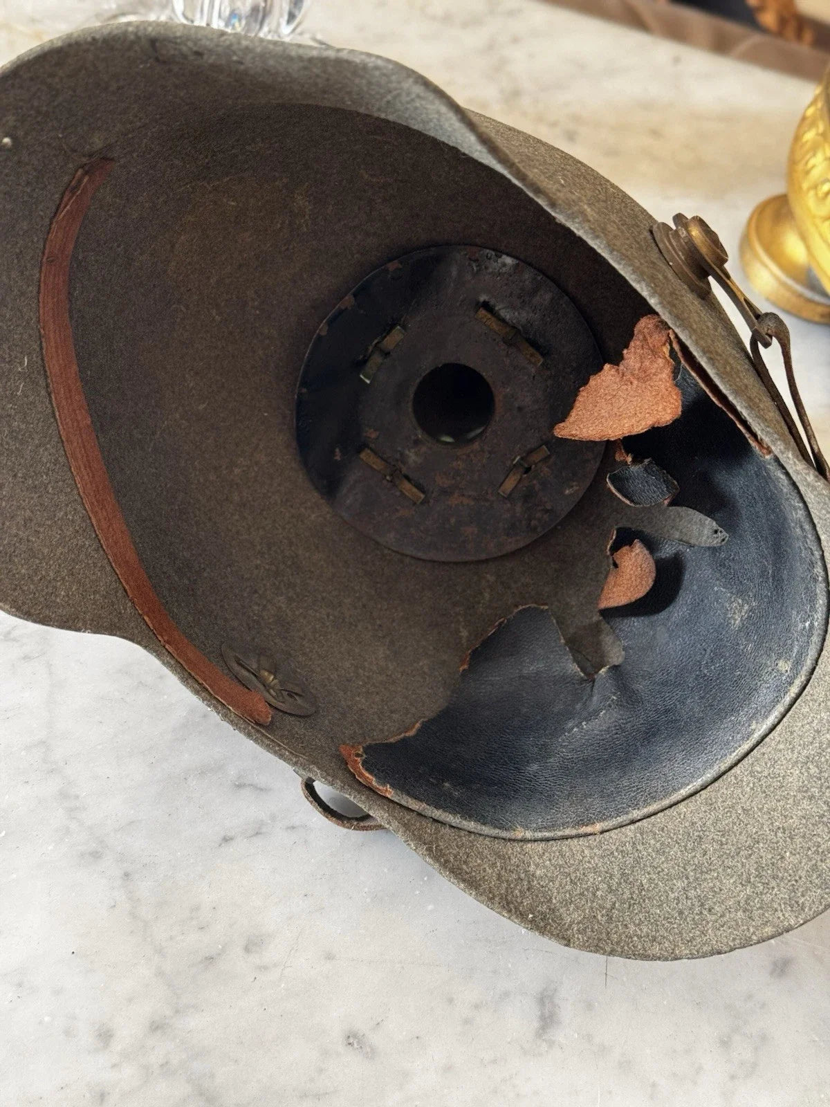 Casque A Pointe Ancien En Feutrine