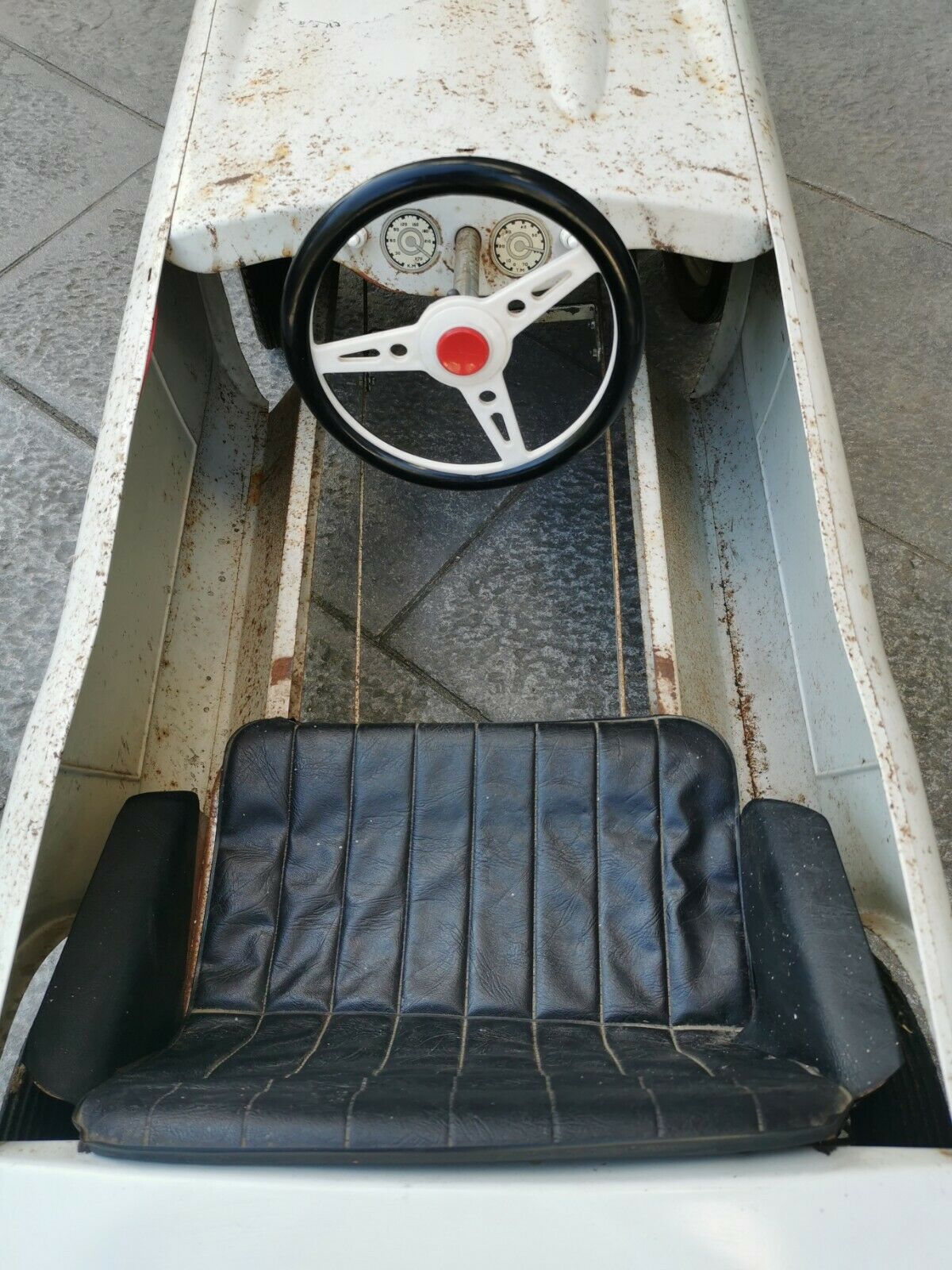 Triumph Tr4 A Devillaine Voiture A Pédales