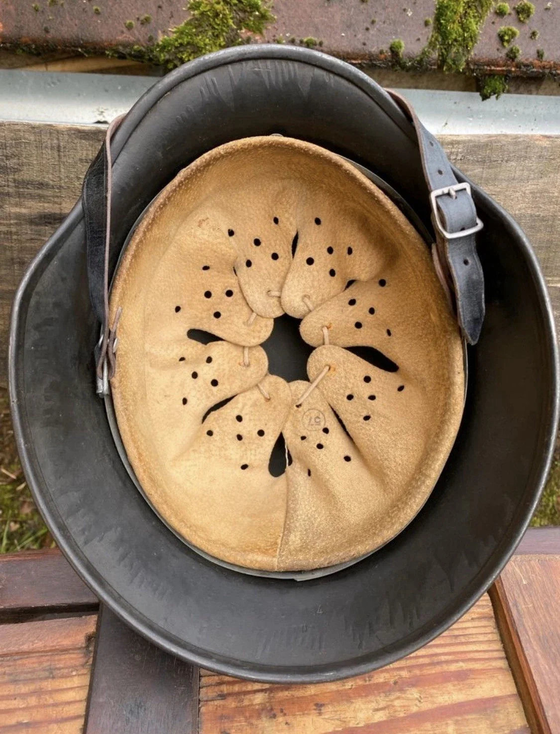 Authentique Casque allemand Quist 64 ND ww2 tardif / état proche du neuf