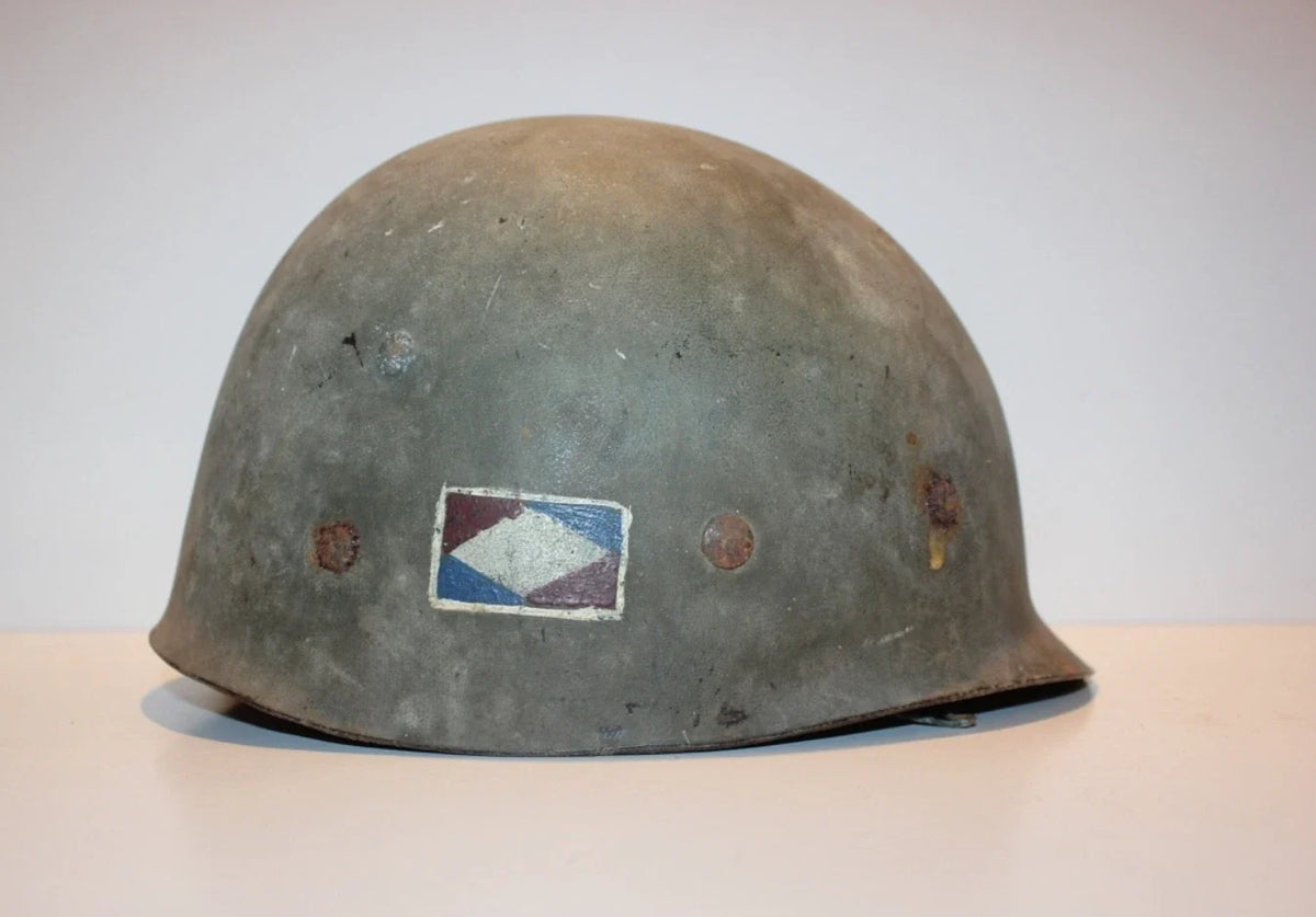 Casque liner US de la 1ère Armée Française artillerie de marine (  WW2  )