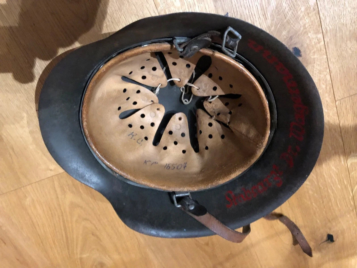 Casque allemand WW2 militaria de collection capitaine médecin