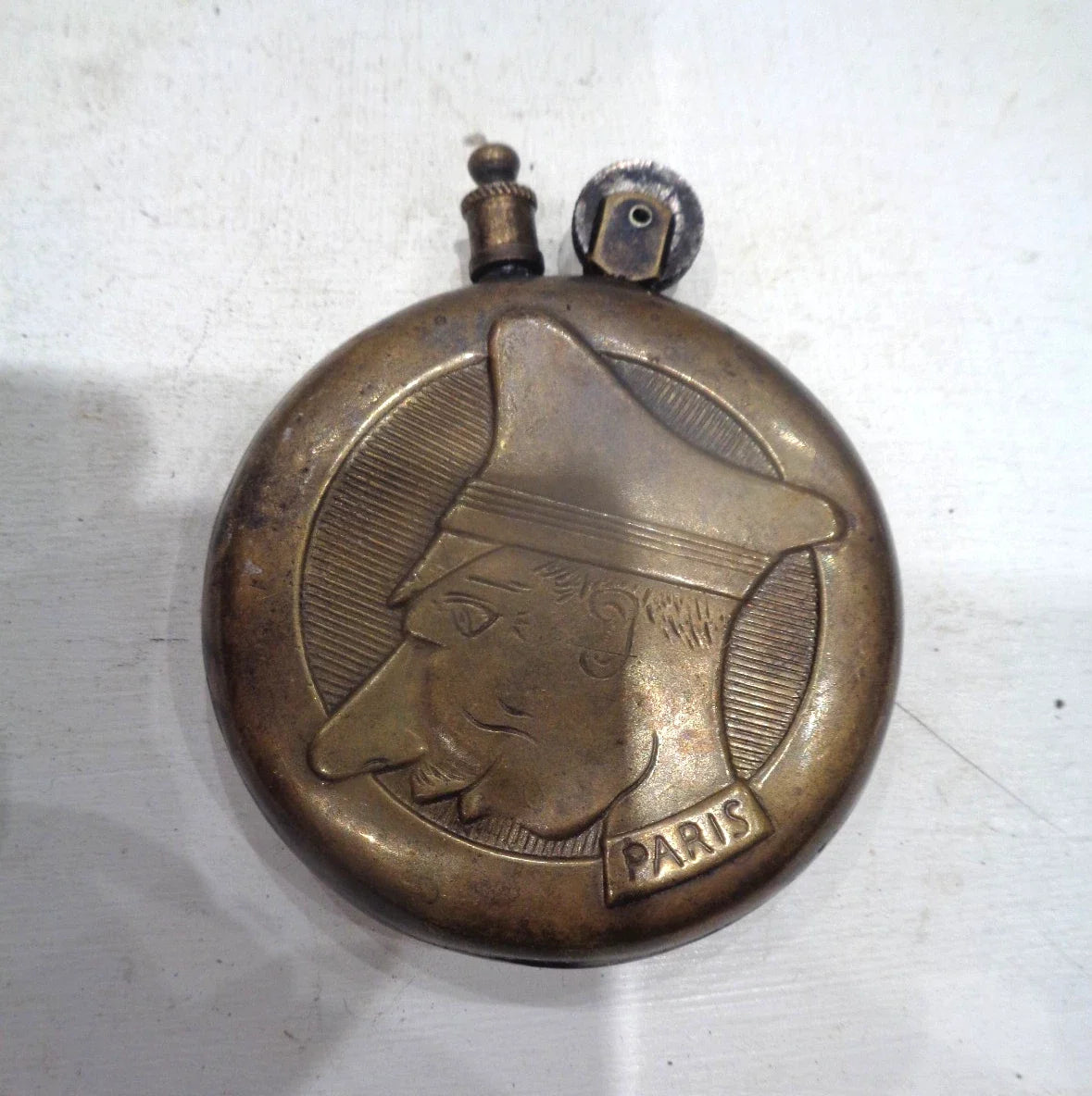 Artisanat de tranchée: Rare briquet représentant le Kronprinz, France WW.1