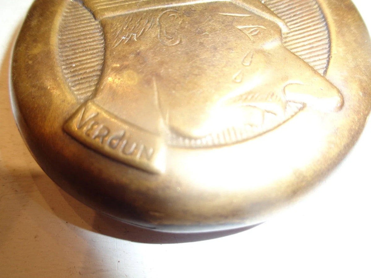 Artisanat de tranchée: Rare briquet représentant le Kronprinz, France WW.1
