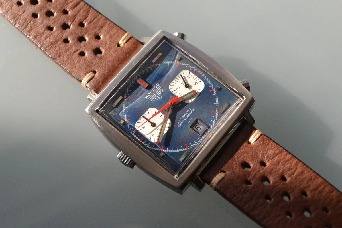 Chronographe Heuer Monaco Le Mans 1133 B Calibre 12 Steve Mc Queen 1971 Set rare