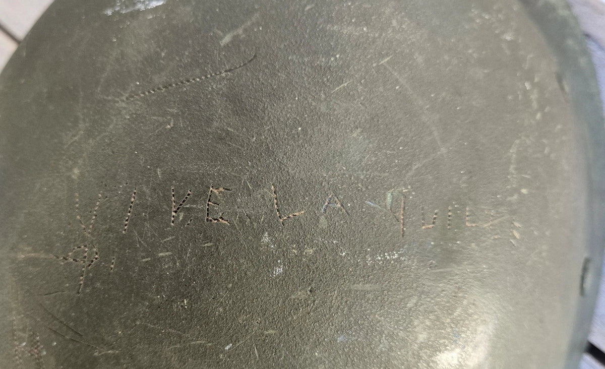 Authentique Casque US M1 ww2 de sergent à pattes fixes